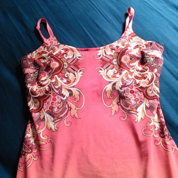 Pink dress - Picture 2 of 3